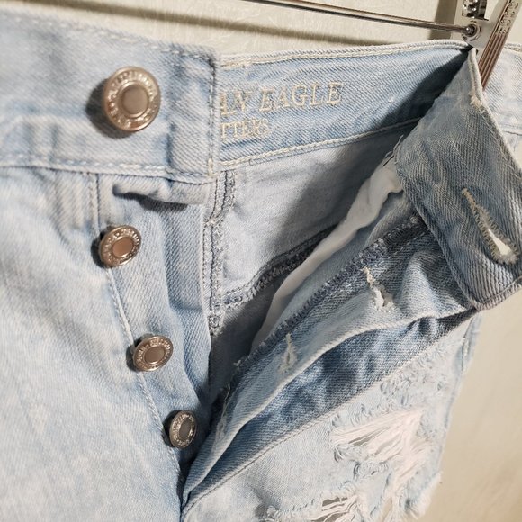American Eagle Hi-Rise Festival Light Wash Distressed Shorts - Picture 10 of 11
